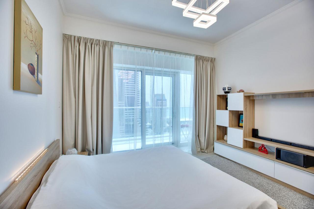 Ultra Modern 1Bd In Damac Heights Marina Apartment Дубай Екстериор снимка